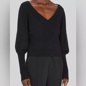 LELA ROSE BLACK CASHMERE SWEATER SIZE MEDIUM! Fitted sleeve detail! GREAT COND